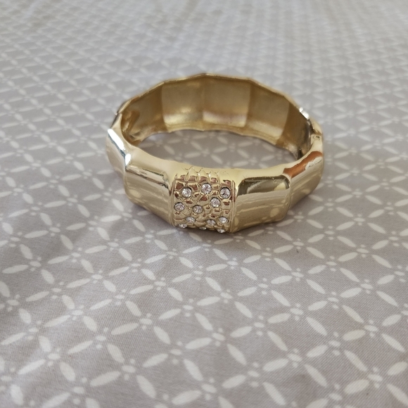 Bracelet Jewelry bundle 9 Bracelets - Picture 3 of 10